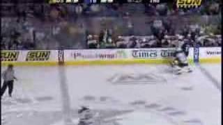 Chara hits J.Ward