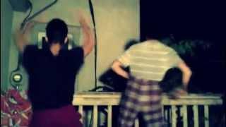 ARABS TWERK