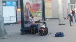 Уличный барабанщик Илья Григорьев - Новосибирск. The street drummer Ilya Grigoryev - Novosibirsk. №1