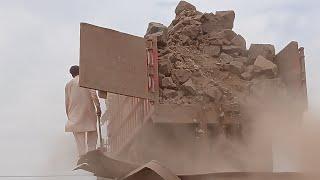 STONE"BIG ROCK CRUSHER MACHINE: A GIANT IN ACTION"BIG ROCK CRUSHING: A Powerful PROCESS"#STONECRASH.