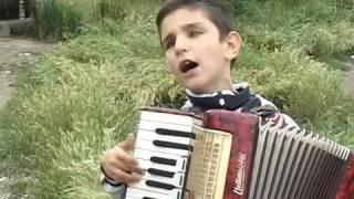 Слепой мальчик отлично поёт т