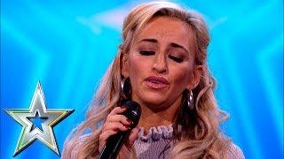 Proud Irish Traveller Sharyn Ward stuns crowd with traditional Irish song | Ireland’s Got Talent