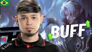 BONECÃO VOLTOU!! PAIN TITAN TESTANDO os BUFFS no APHELIOS ADC no HIGH ELO