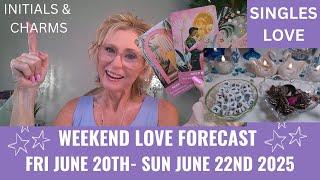 THIS LOVE FINDS YOUI CAN'T WAIT TO KISS YOUR LIPSWEEKEND FORECAST 🪄 COLLECTIVE LOVE TAROT 