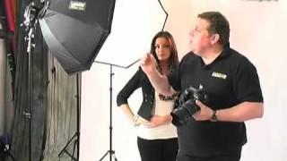 Using the Lastolite Hotrod Octa Softbox *OFFICIAL LASTTOLITE UK VIDEO*