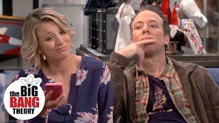 Penny Reads Stuart's Online Reviews | The Big Bang Theory