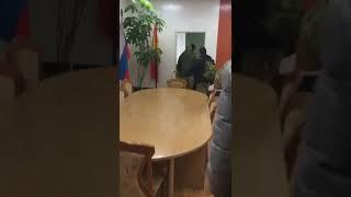 Сотрудники ФСБ пришли за начальником отдела полиции по Новоусманскому району