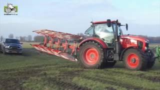 Primeur voor Nederland Kubota M7151 met Kubota RM3000V ploeg Trekkerweb