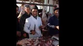 Uzbeskistan : amazing country and its warm people ( a market in the road - Navoiy)