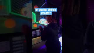 I love going to arcades… And playing games like a big kid. Do you like arcades? #￼arcades #vlog #fun