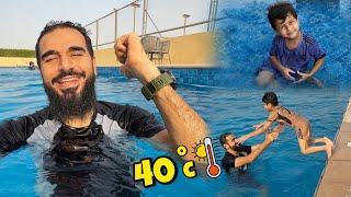 Garmi mein bachon ko ley ke swimming pool chale gae 
