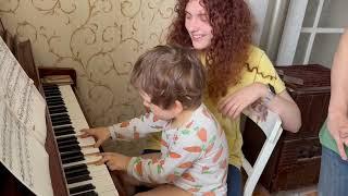 Countryside piano - Деревенское пианино