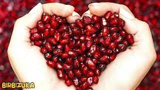 Pomegranate: The Jewel of Health: Exploring Its Benefits and Risks