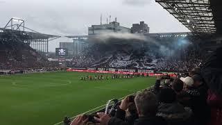 FC St. Pauli enters to Hells Bells. #Derby #Hamburg #Millerntor