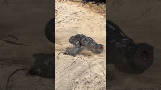 Traxxas XRT VS Mini Maxx!