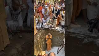 HH Kadamba Kanana Swami Maharaj's Samadhi at sri vrindavan dham #kks #kadambakananaswami