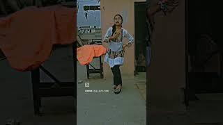 m English medium padhi likhi hostel.......... prachi dancer