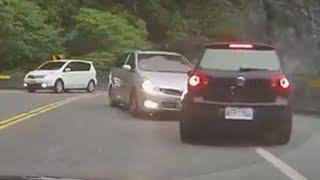 Driving in Asia - Car Accidents Compilation 2014 (4)