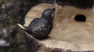 TREETRUNK BIRDBATH FOUNTAIN