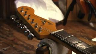 Guitar Setup Basics Part 2: Basic Stringing Techniques - Ed Reynolds - Premier Builders Guild