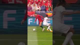 @CristianoRonaldoYouTube #@foodballstylee #@ronaldOMG