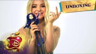 The Mal Dolls  | Unboxing with Dove Cameron  | Descendants 3