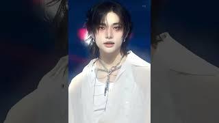 Sexy king Hwang Hyunjinnnn #hyunjin #straykids #kpop #trending #fyp