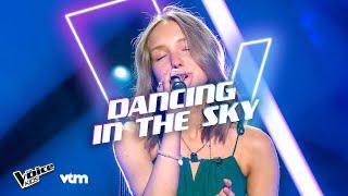 Zita - 'Dancing In The Sky' | Knockouts | The Voice Kids | VTM