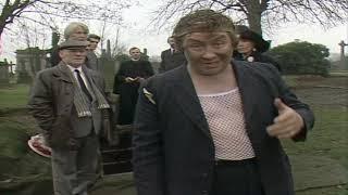 Rab C. Nesbitt Series1 Episode 2 Rat