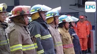 Bomberos de El Salvador conmemoró el esfuerzo y valentía de sus colegas fallecidos el 11S