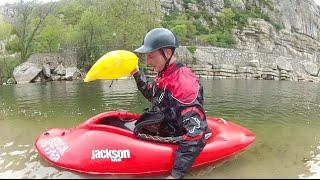 Kayak Freestyle Test Jackson Rockstar  flat-water