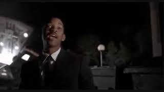 Will Smith Steps on Roaches In Men In Black