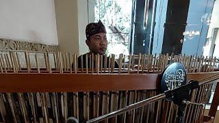 Ketut Andi Sumardika sedang live sekarang!