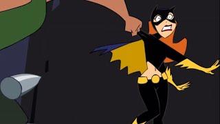 Criminal Lifting Batgirl’s Batsuit &………… Her body looks spicy 🫣