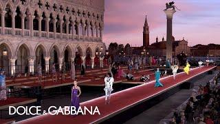 Venezia 2021: the Dolce&Gabbana Alta Moda Fashion Show in Piazzetta San Marco