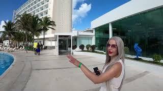 Krystal hotel Cancun review and tour