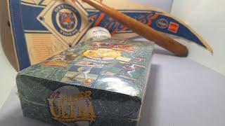 Zcaders (zeitz family) is live! Unboxing 1992 Fleer Ultra Baseball cards.