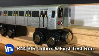 Munipals MTA R44 Staten Island Railway Unbox & First Test Run