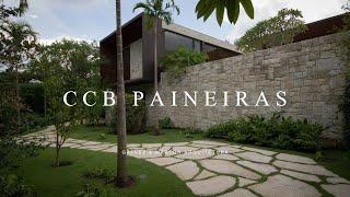 House Design In A Region Of Much Vegetation, With Large Areas Of Preservation