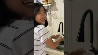 Prank istri gak pake apa-apa malah minta jatah  #shorts #trending #prank