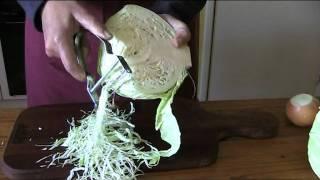 Shredding Cabbage using the Dinki-di peeler