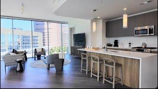 Downtown Houston Highrise Apartment Tour! 2 bed 2 bath