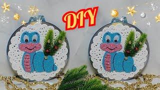 СИМВОЛ 2025ЧУДЕСНАЯ ЗМЕЯ своими рукамиНовогодние поделки.DIY Christmas crafts.