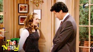 Max Deals with Grace's Cycles & Express Breakfast Delivery | The Nanny