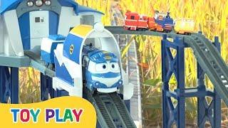 Toy Play | Bang Bang! Build a railroad! | Robot TrainsS2 Station Set | Train Play | Toy Unboxing