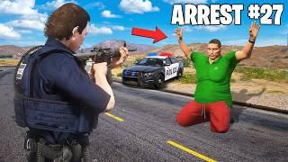 Arresting as many players as I can as a Fake Cop.. GTA 5