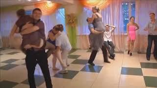 Funny Russian Wedding Games   DANCING SKIRTS OOPS   WEDDING CONTEST GAME -Efsane rus düğünleri