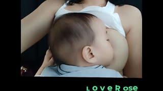 Breastfeeding on the way home from work - Single Mom and Baby #Breastfeeding #menyusuibayi