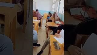 Belajar Kaidah Kebahasaan Teks Anekdot melalui Video X TKJ  SMKN 1 TOMMO