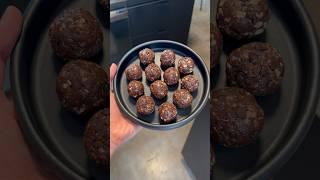 Chocolate protein balls